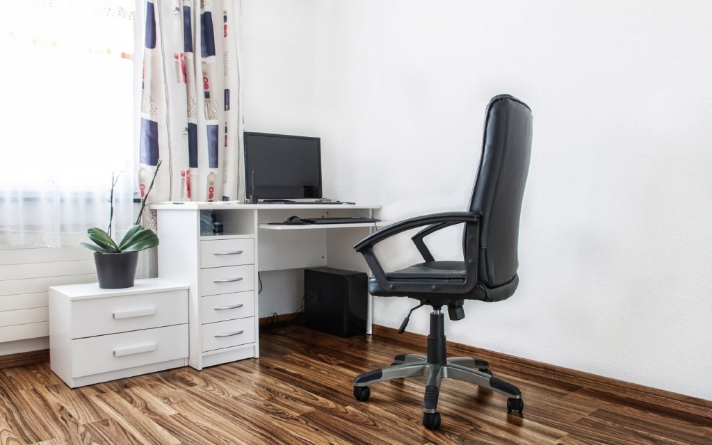 Why is it essential to choose the right office furniture?