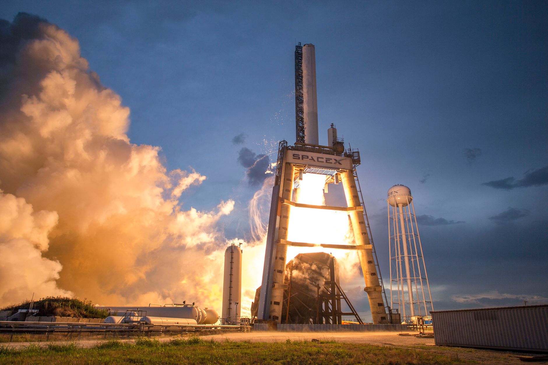 SpaceX mobile carrier